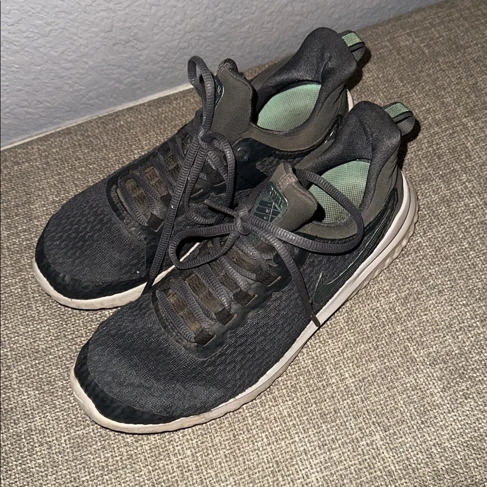 Nike Renew Shoe